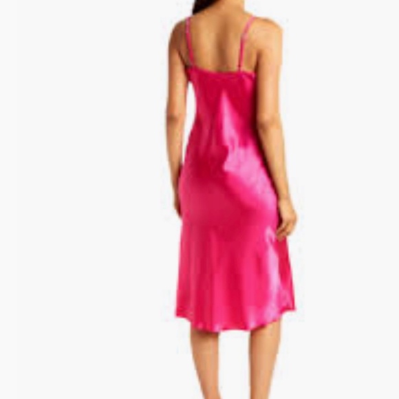 ♦️NWT BEBE Beautiful Slip Dress - Picture 3 of 3